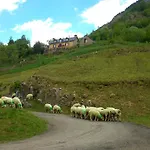 Alojamento de Acomodação e Pequeno-almoço Chez Sanyou Gavarnie